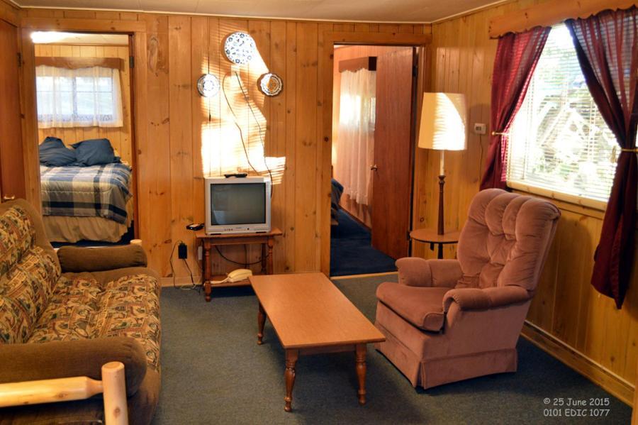 Edgewater Inn & Cottages Eagle River Szoba fotó