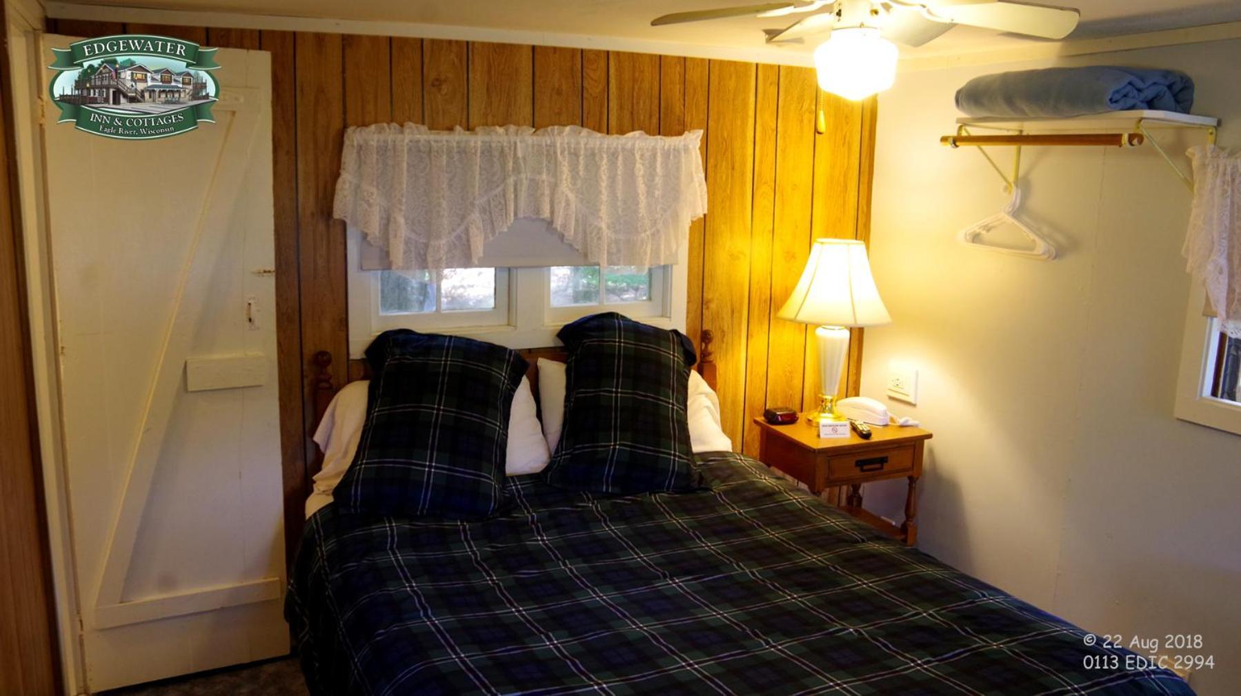 Edgewater Inn & Cottages Eagle River Szoba fotó