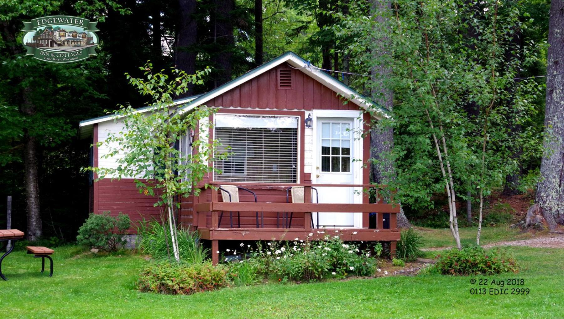 Edgewater Inn & Cottages Eagle River Szoba fotó
